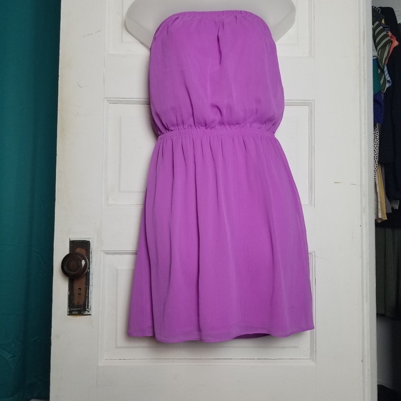 Express Strapless Dress - Picture 3 of 3
